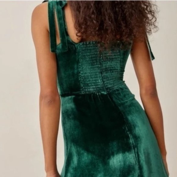 House of Harlow Green Velvet Dress Sz Medium - Picture 3 of 12